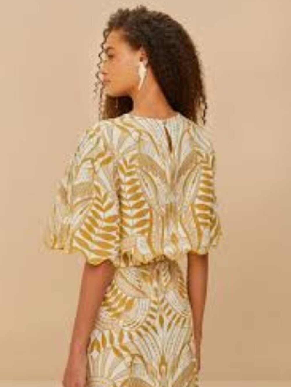 FARM Rio Off White/Pale Yellow Lace Nature Linen Crop Top, Size XXS - Picture 3 of 3